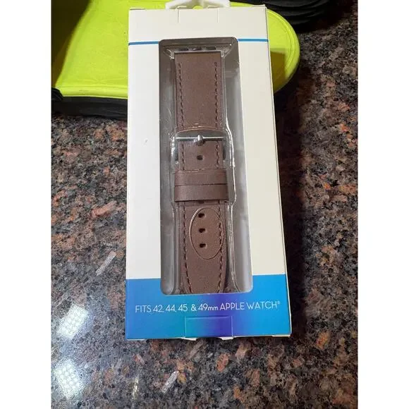 Brown Leather Watch Band for Apple Watch 42/44/45/49mm NIB - Picture 4 of 7